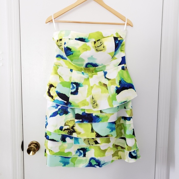 New York & Company Dresses & Skirts - NY & Company || Abstract Ruffle Dress